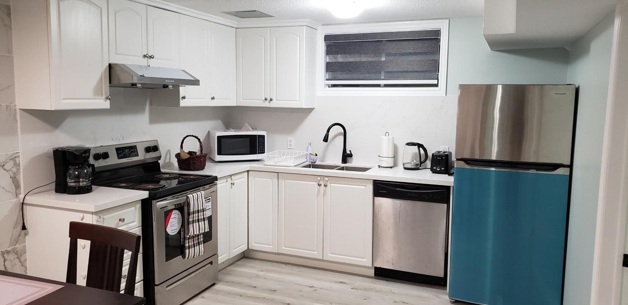 2 Bedroom Luxury Apartment Guelph Exterior photo